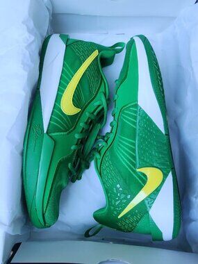 *NIB* Nike Sabrina Ionescu 6.5 Y/ 8 W  Oregon Ducks Sneakers